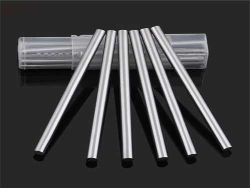 连接器模具防变形用什么材料